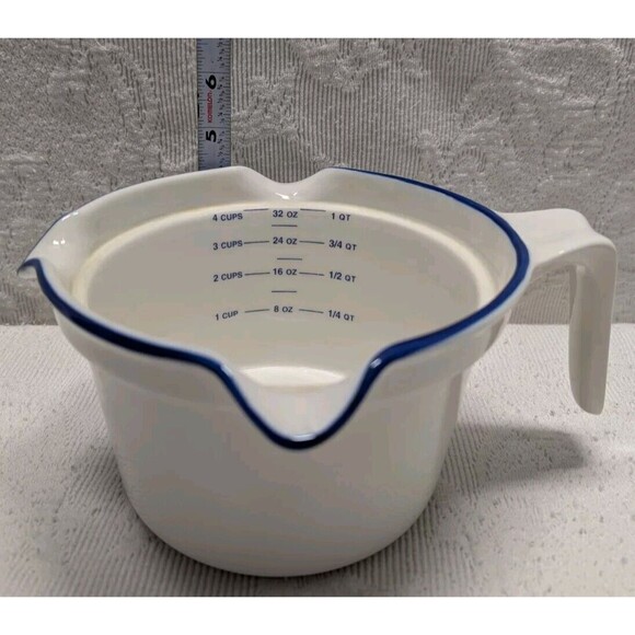 Rare Ceramic White Blue Pour Spout Liquid Measuring Cup Trad Wife Kitchen Baker - Picture 9 of 9
